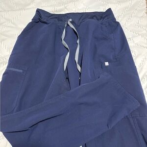 Women’s Figs High Waisted Yola Scrub pants